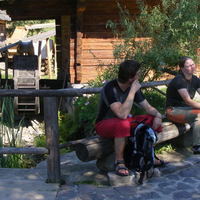 Thumbnail r003.jpg 