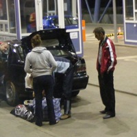 Thumbnail r121.jpg 