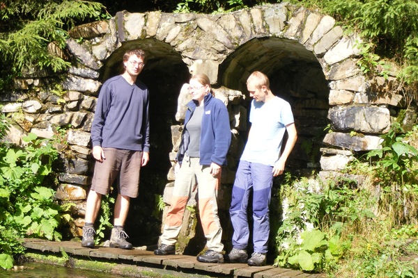 r025.jpg 