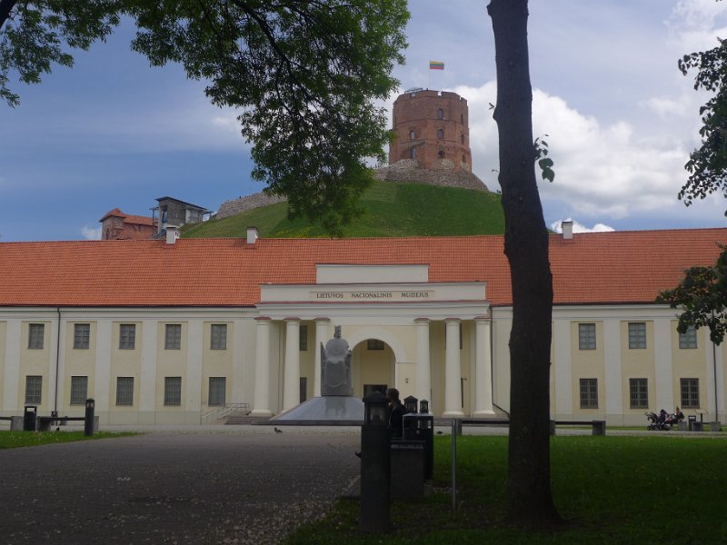 18-P1080347